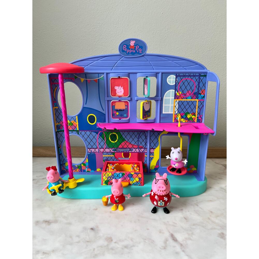 Peppa Pig Peppa's Ultimate Play Center with Characters Figures Toy Works